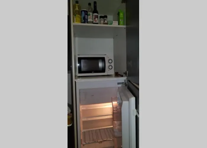 Petit Bijou Dans Le Centre De Париж