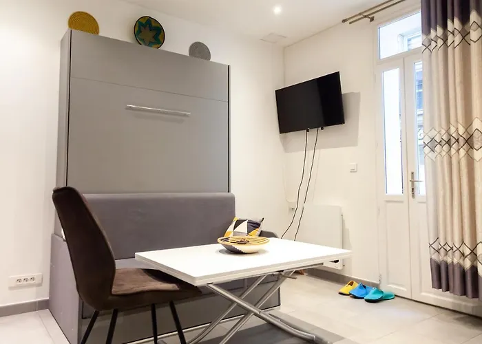 アパート Petit Bijou Dans Le Centre De *